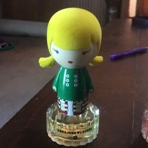 Velvet head yellow hair g